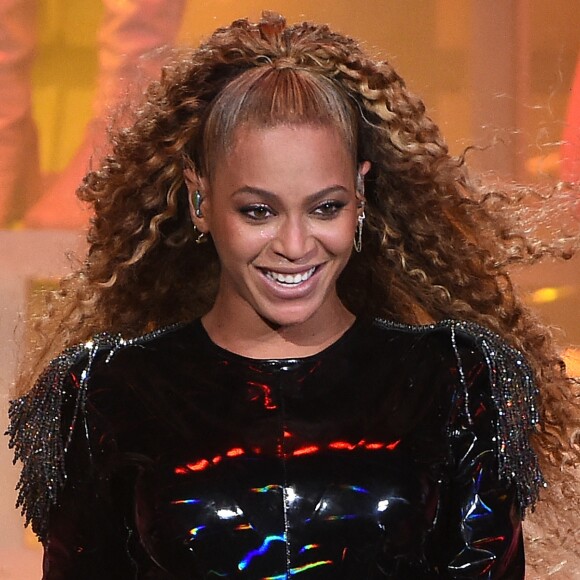 Beyoncé enceinte de Jay Z ? Une vidéo de son ventre crée le buzz sur les réseaux sociaux