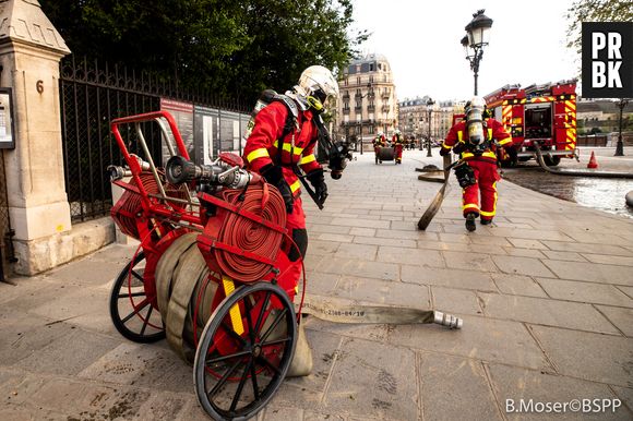 Notre-Dame : cette vidéo résume le travail incroyable réalisé par les pompiers de Paris