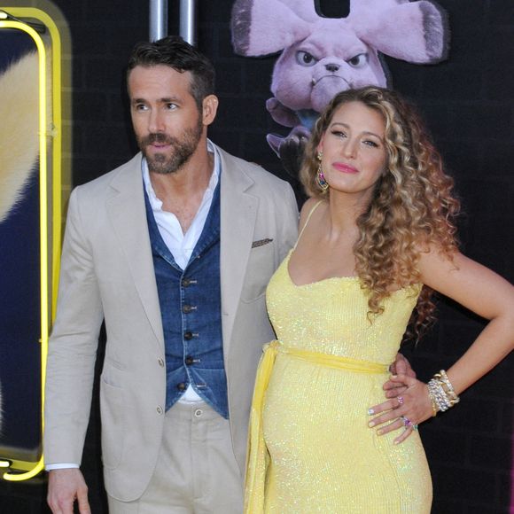 Blake Lively enceinte : bientôt un 3ème enfant avec Ryan Reynolds, elle dévoile son baby bump