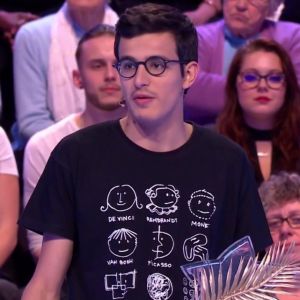 Paul (Les 12 coups de midi) victime d'une crise d'angoisse sur le plateau