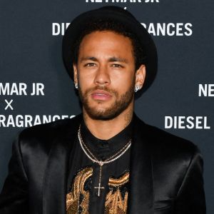 Neymar accusé de viol : sa mère prend la parole sur Instagram