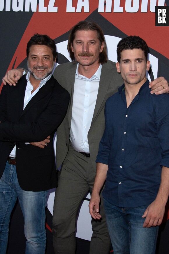 La Casa de papel saison 3 : Enrique Arce, Luka Peros et Jaime Lorente réunis sur le tapis rouge de l'AVP à Paris