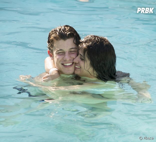 Shawn Mendes et Camila Cabello en couple : ces nouvelles photos de baisers torrides et de câlins ne laissent plus aucun doute
