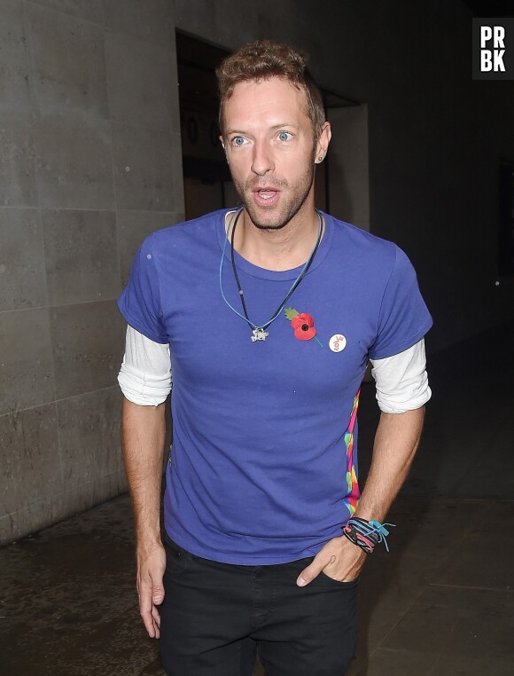 Dakota Johnson et Chris Martin de nouveau en couple : ils s'affichent complices à la plage
