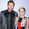 Miley Cyrus et Liam Hemsworth séparés mais bientôt de nouveau en couple ? La chanteuse ne serait pas pressée de signer les papiers du divorce car elle garderait espoir
