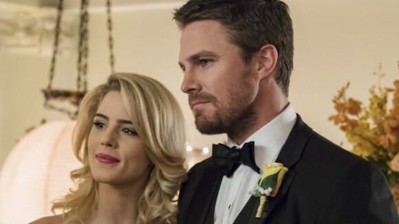 Arrow saison 8 : Felicity absente, Stephen Amell déçu : "Je voulais qu'elle reste jusqu'à la fin"