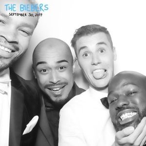 Justin Bieber entouré de ses potes à son mariage