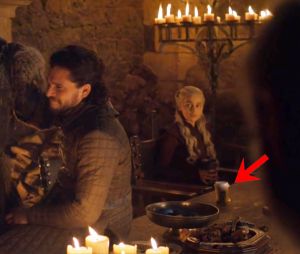 Game of Thrones saison 8, épisode 4 : un gobelet Starbucks s'incruste dans une scène