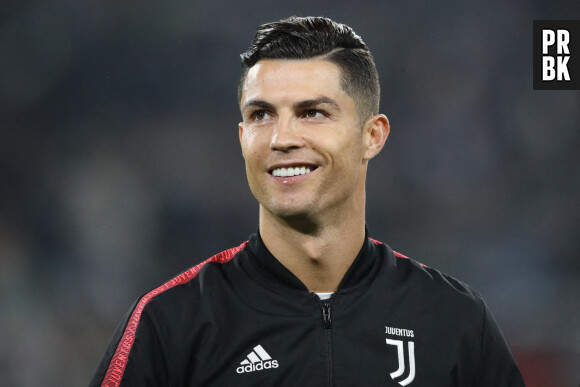 Cristiano Ronaldo milliardaire : il est le premier joueur de foot à le devenir