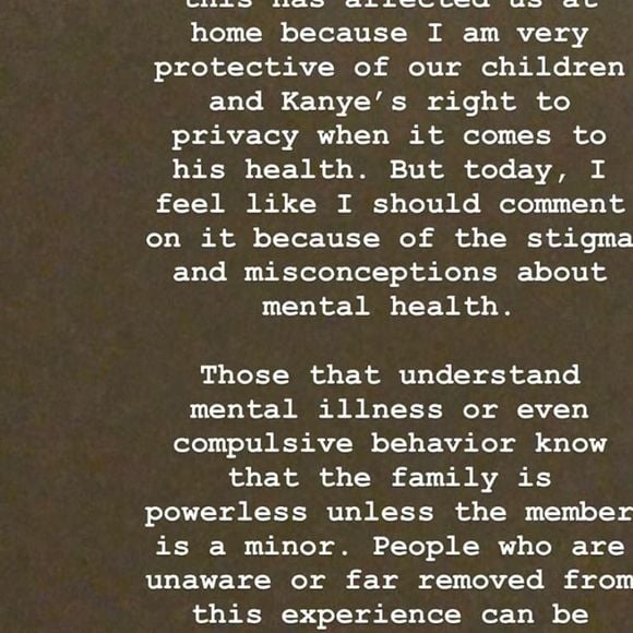 Kim Kardashian : après le craquage de Kanye West, elle s'exprime sur ses "troubles bipolaires"