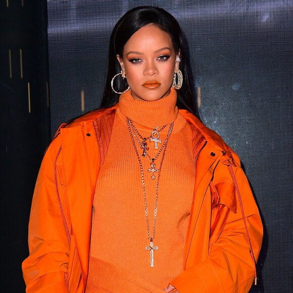 Rihanna clashée sur Twitter pour son défilé Savage x Fenty... à cause d'une chanson qui est un remix d'un hadith islamique