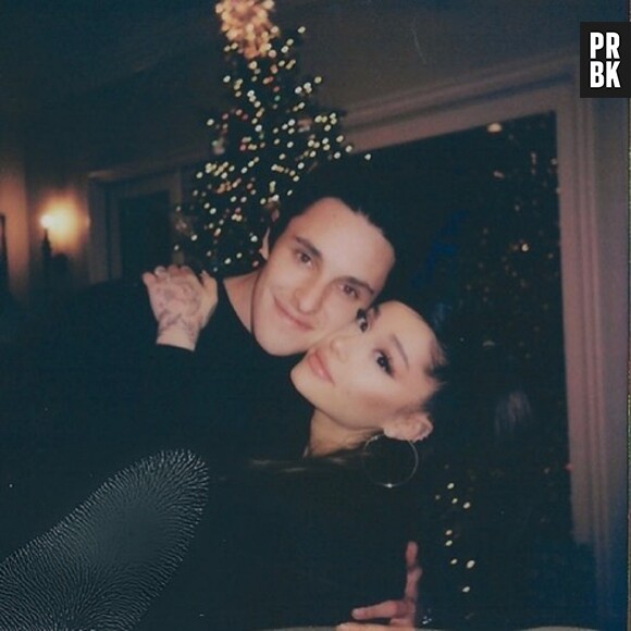 Ariana Grande fiancée à Dalton Gomez : "ils sont très heureux" et la famille de la star valide leur couple