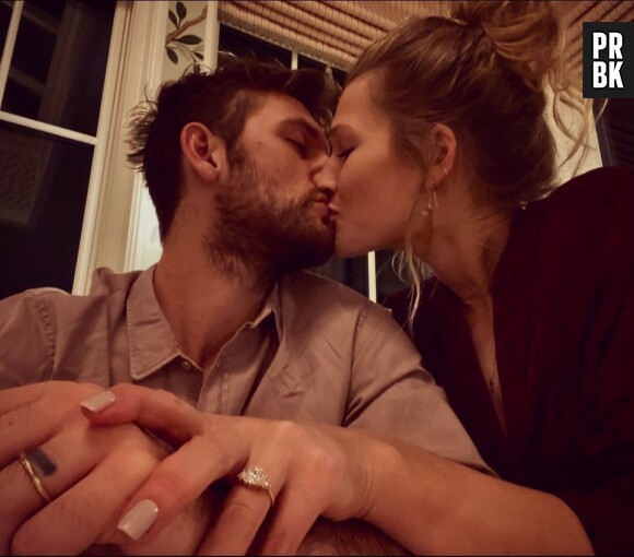 Alex Pettyfer (Magic Mike) bientôt papa : la top Toni Garrn est enceinte de l'acteur