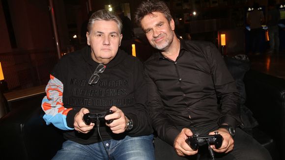 Pierre Ménès viré des commentaires sur FIFA, EA France va lui chercher un remplaçant