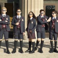 Umbrella Academy saison 3 : la nouvelle famille se dévoile dans les premières images