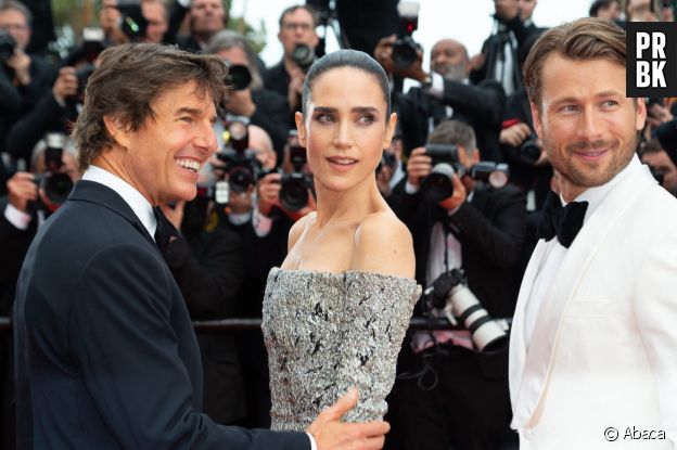 Tom Cruise, Jennifer Connelly et Glen Powell à l'avant-première de Top Gun : Maverick au festival de Cannes le 18 mai 2022