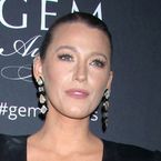"Vous faites flipper mes enfants" : enceinte et harcelée, Blake Lively pousse un coup de gueule contre les paparazzi