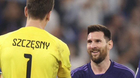 "Il n'en a pas besoin" : le gardien de la Pologne parie de l'argent avec Lionel Messi en plein match, mais il refuse de payer