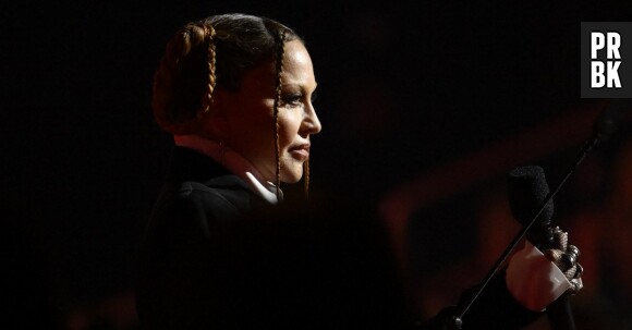 Humiliée par les internautes après les Grammy Awards, Madonna répond de la meilleure des façons aux critiques sur son visage