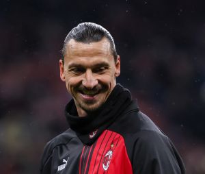 Zlatan Ibrahimovic (AC Milan) lors du match de Football de la Serie opposant l'AC Milan à l'Atalanta Bergame au stade Giuseppe Meazza de Milan, Italie, le 26 février 2023. Milan a agagné 2-0. © Fabrizio Carabelli/LPS/Zuma Press/Bestimage  Serie A match between AC Milan and Atalanta Bergamo at the Stadio Giuseppe Meazza in Milan, Italy, on February 26th 2023. Milan won 2-0. 