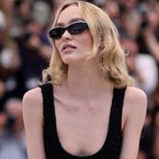 "L'argent n'achète pas la classe et le respect" : Lily-Rose Depp insultée sur Twitter pour ce petit geste qui a choqué tout le monde à Cannes