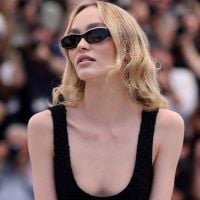 &quot;L&#039;argent n&#039;achète pas la classe et le respect&quot; : Lily-Rose Depp insultée sur Twitter pour ce petit geste qui a choqué tout le monde à Cannes