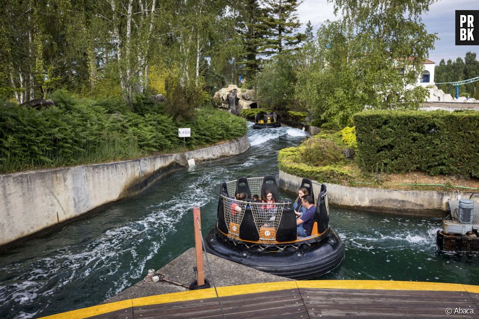 Grande première au Parc Astérix : des objets vintage des années 90 ...