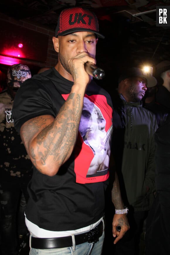 Exclusif - Le rappeur Booba en concert pour la promotion de son D.U.C Whisky au Hobo club à Paris, France, le 22 octobre 2017. © Phiilippe Baldini/Bestimage