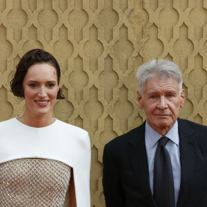 BGUK_2673893 - London, UNITED KINGDOM - The cast attend the UK premiere in London this evening Pictured: Harrison Ford & Phoebe Waller-Bridge