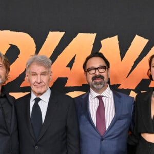 Mads Mikkelsen, Harrison Ford, James Mangold, et Phoebe Waller-Bridge. - Première du film "Indiana Jones et le cadran de la destinée" à Los Angeles, le 14 juin 2023.