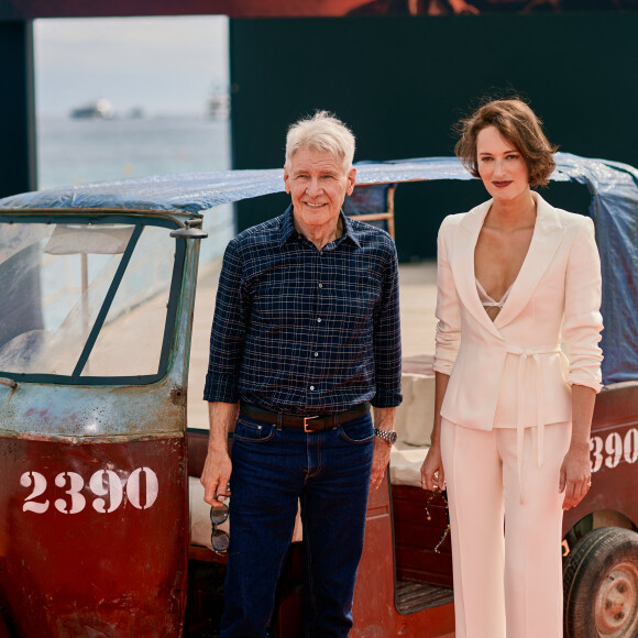 Harrison Ford et Phoebe Waller-Bridge au photocall de "Indiana Jones et le Cadran de la destinée" lors du 76ème Festival International du Film de Cannes, France, le 18 mai 2023. © Jacovides/Moreau/Bestimage


