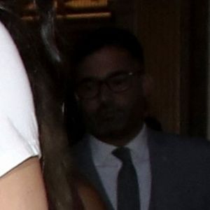 Kylie Jenner et sa fille Stormi à la sortie de leur hôtel à Londres, le 6 août 2022. Merci de flouter le visage des enfants avant publication 