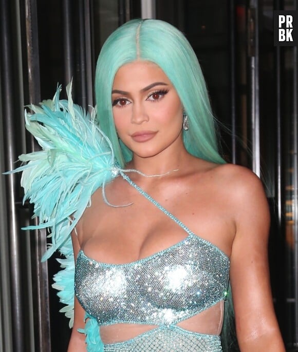 Kylie Jenner et son compagnon Travis Scott à la sortie du Mark Hotel pour se rendre à l'after party de la 71ème édition du MET Gala (Met Ball, Costume Institute Benefit) à New York, le 6 mai 2019. 