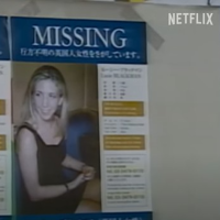 Pourquoi l'histoire (vraie) glaçante du docu Netflix sur Lucie Blackman captive tout le monde en ce moment