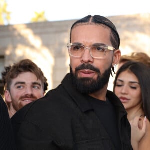 Exclusif - Drake à la soirée pré-Super Bowl LVII de Mike Rubin "Fanatics" au Waldorf Astoria à Phoenix, Arizona, Etats-Unis, le 11 févriaer 2023.