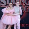Millie Bobby Brown, Sadie Sink à la première de la série Netflix "Stranger Things - Saison 3" à Los Angeles, le 28 juin 2019.  Celebrities at the premiere of "Stranger Things - Season 3" in Los Angeles. June 28th, 2019.