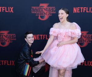 Noah Schnapp, Millie Bobby Brown à la première de la série Netflix "Stranger Things - Saison 3" à Los Angeles, le 28 juin 2019.  Celebrities at the premiere of "Stranger Things - Season 3" in Los Angeles. June 28th, 2019.
