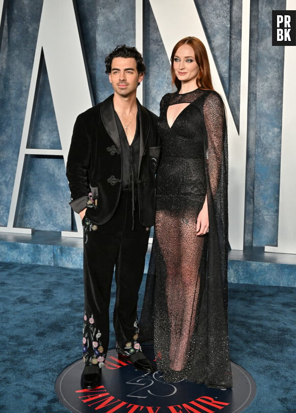 Joe Jonas et Sophie Turner au photocall de la soirée "Vanity Fair" lors de la 95ème édition de la cérémonie des Oscars à Los Angeles, le 12 mars 2023.