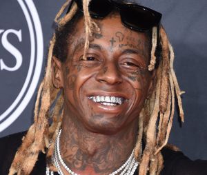 Même s'il est moins actif aujourd'hui, il demeure un pilier de la scène américaine.
Lil Wayne au photocall de la soirée des "2022 ESPYS Awards" à Los Angeles, le 20 juillet 2022.