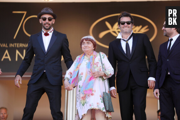 L'artiste JR, Agnès Varda et Matthieu Chedid (Le chanteur M) - Montée des marches du film "Visages, Villages" lors du 70ème Festival International du Film de Cannes. Le 19 mai 2017. © Borde-Jacovides-Moreau/Bestimage 