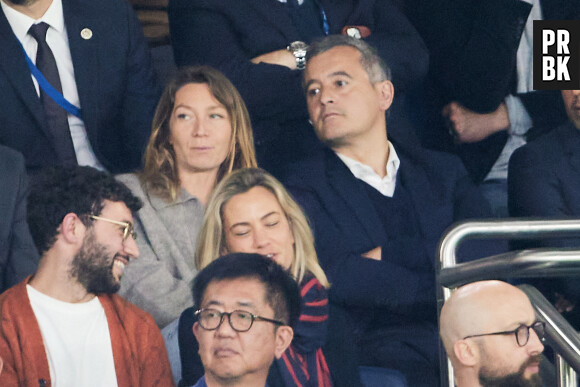 Gérald Darmanin et sa femme Rose-Marie Devillers - People dans les tribunes lors du match de football Ligue 1 Uber Eats opposant le PSG à l'OM (4-0) au Parc des Princes à Paris le 24 septembre 2023. © Cyril Moreau/Bestimage