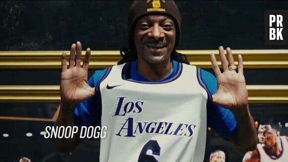 Ceux-ci ne dégagent pas de fumée avec leurs flammes, dont les termes employés par Snoop Dogg.
Snoop Dogg - Les célébrités félicitent LeBron James pour son record en NBA. LeBron James est devenu le meilleur marqueur de l'histoire de la NBA en battant le record du nombre de points lors d'un match à domicile contre Oklahoma City. Il détrône Kareem Abdul-Jabbar avec 38 390 points marqués en vingt saisons.