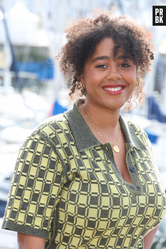 Margaux Aguilar au photocall de la série "Ici Tout Commence" lors de la 25ème édition du Festival de la fiction de la Rochelle, France, le 16 septembre 2023. © Denis Guignebourg/BestImage