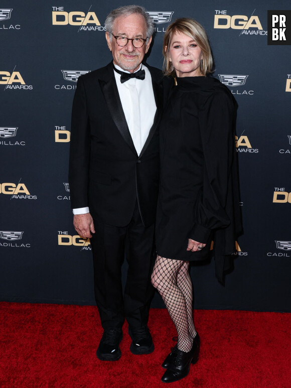 Steven Spielberg, Kate Capshaw au photocall de la soirée des "75ème Directors Guild Of America Awards" à Los Angeles, le 18 février 2023.