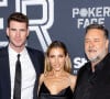 Liam Hemsworth, Elsa Pataky, Russell Crowe à la première du film "Poker Face" à Sydney, le 15 novembre 2022.