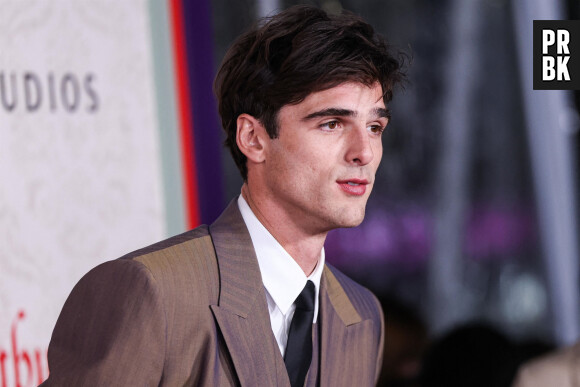 Los Angeles, CA - Celebrities attend the Los Angeles Premiere Of Amazon MGM Studios' 'Saltburn' held at The Theatre at Ace Hotel in Los Angeles. Pictured: Jacob Elordi 