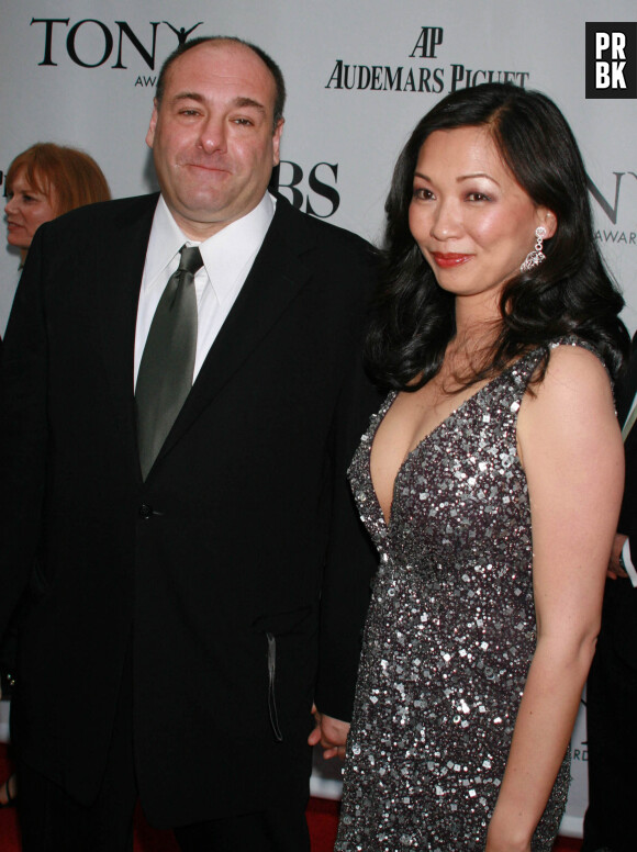 James Gandolfini et Deborah Lin aux Annual Tony Awards en 2009 au Radio City Music Hall de New York