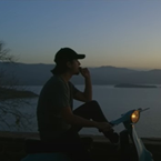 Disparu depuis plus de 3 ans, le docu Les Étoiles Vagabondes de Nekfeu fait son retour en streaming