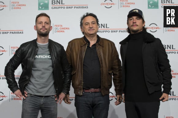 Nicolas Duvauchelle, Thierry Klifa, Nekfeu lors du photocall du film "Tout nous sépare" lors du 12ème festival du film de Rome le 27 octobre 2017.