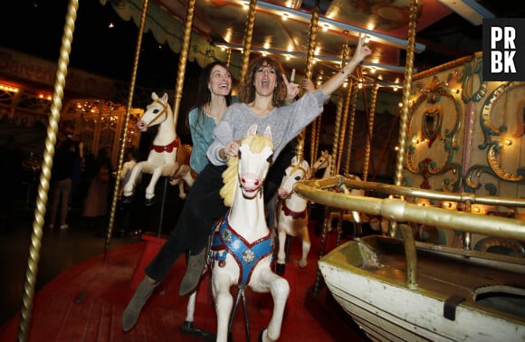 Laetitia Fourcade et Magali Ripoll - Réception annuelle du Secours Populaire au musée des Arts Forains à Paris le 5 décembre 2022. © Denis Guignebourg/Bestimage